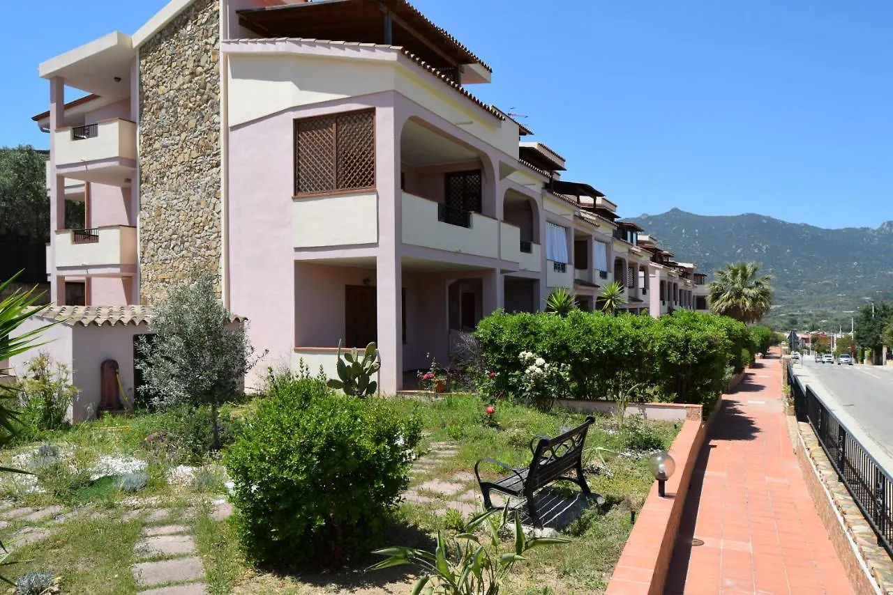 Apartment Appartamento Romy By La Via Del Mare Viaggi E Vacanze Villasimius Italy